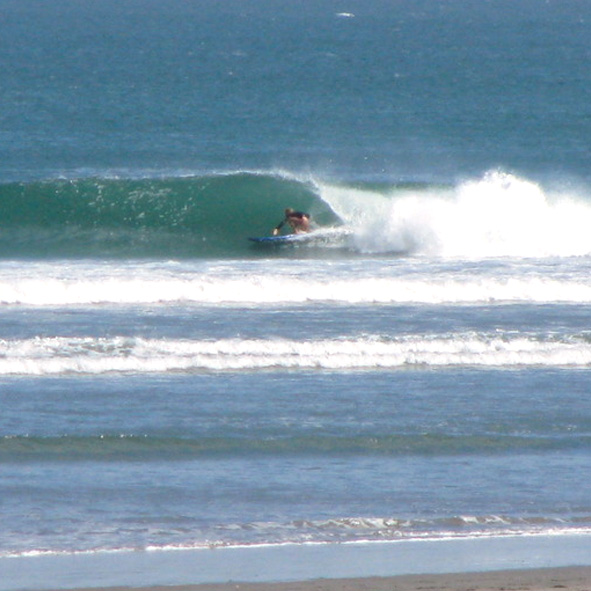 Gozar de la emoción del surf – LA PAZ, AVENTURA Y ECOTURISMO